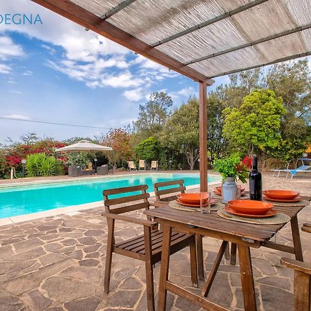 Villa Melograno With Exclusive Swimming Pool Surrounded By Greenery Campanedda Kültér fotó